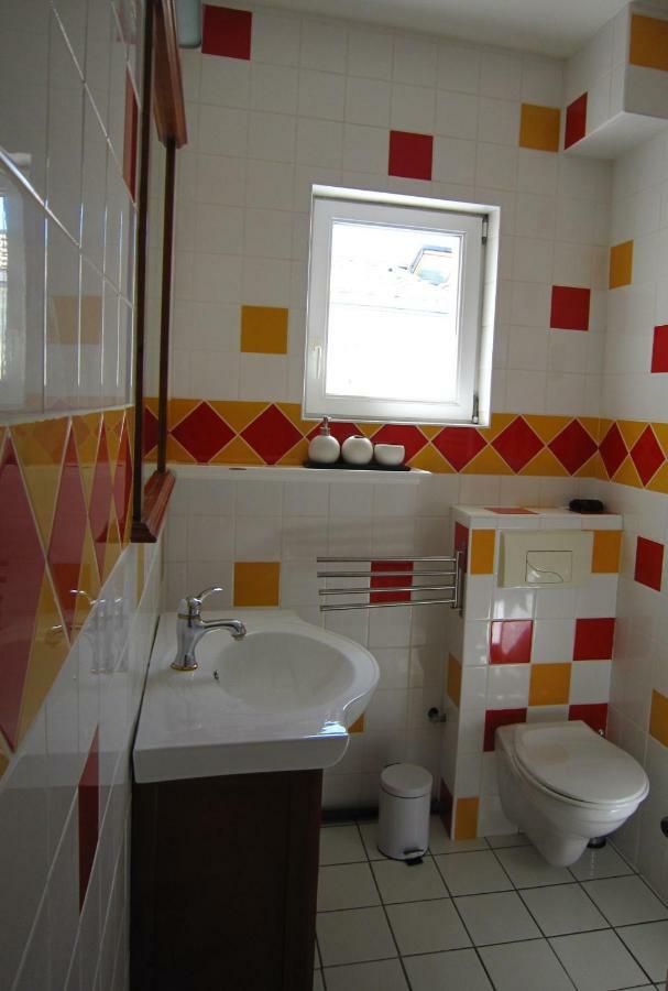 Maison De Charme A La Rochelle Croix-Chapeau ภายนอก รูปภาพ